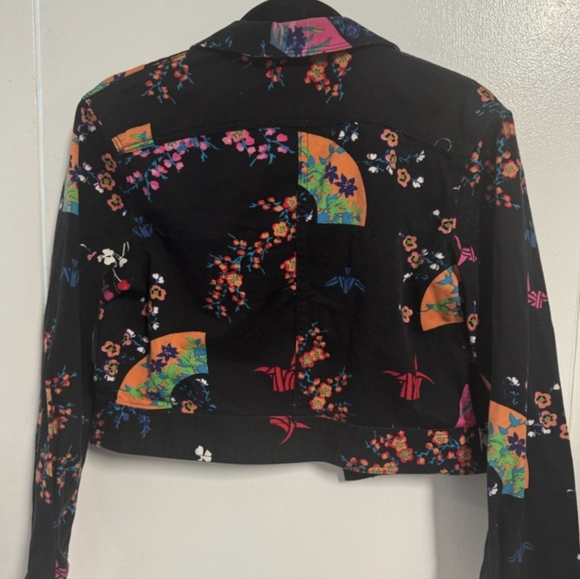Versace for H&M cropped floral jacket - Picture 7 of 7